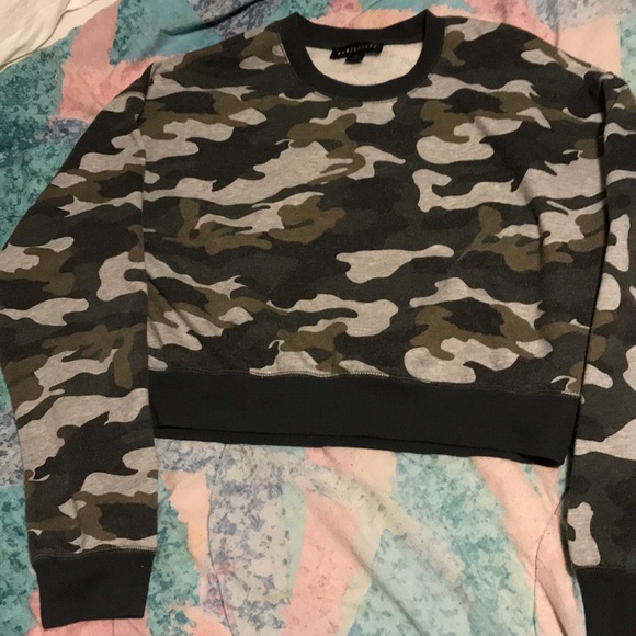 Sweatshirt - Picture 1 of 1